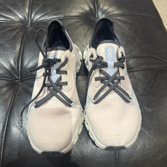 ON Running Brand Cloud X 3 AD Pink/White Women's Shoes Size 6 - Picture 1 of 7